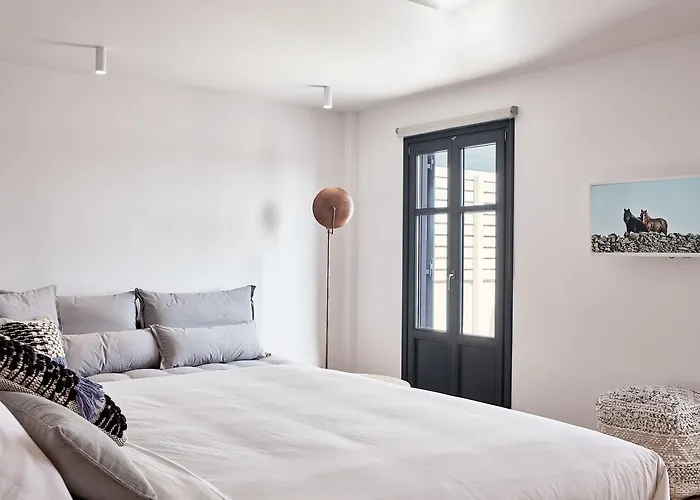 Periscope Private Jacuzzi By Monocle