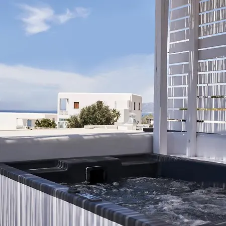 Periscope Private Jacuzzi By Monocle *